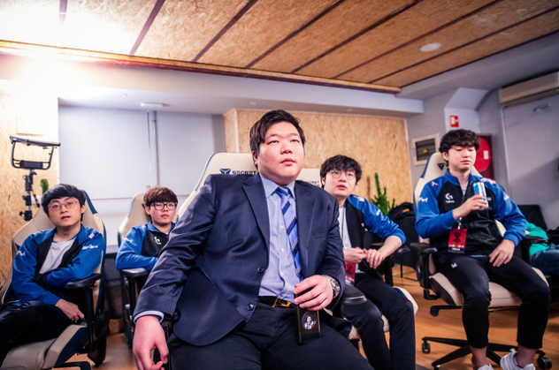 爱游戏中国-Ning官方宣布领先优势明显新规，DWG引发争议！-爱游戏中国